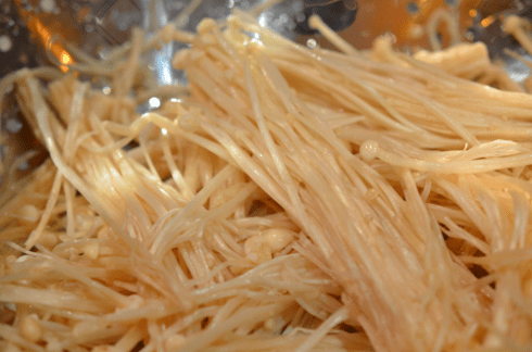 enoki spinach - clean enoki