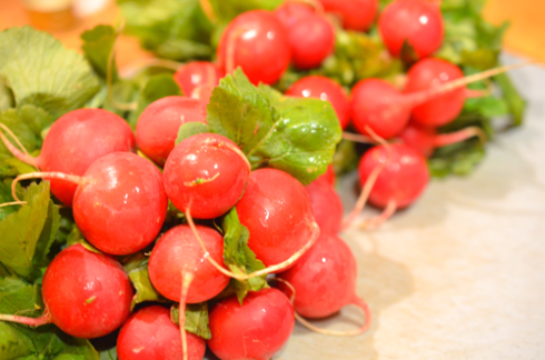 roast radishes - bunches